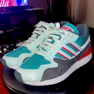 Adidas Ultra Tech